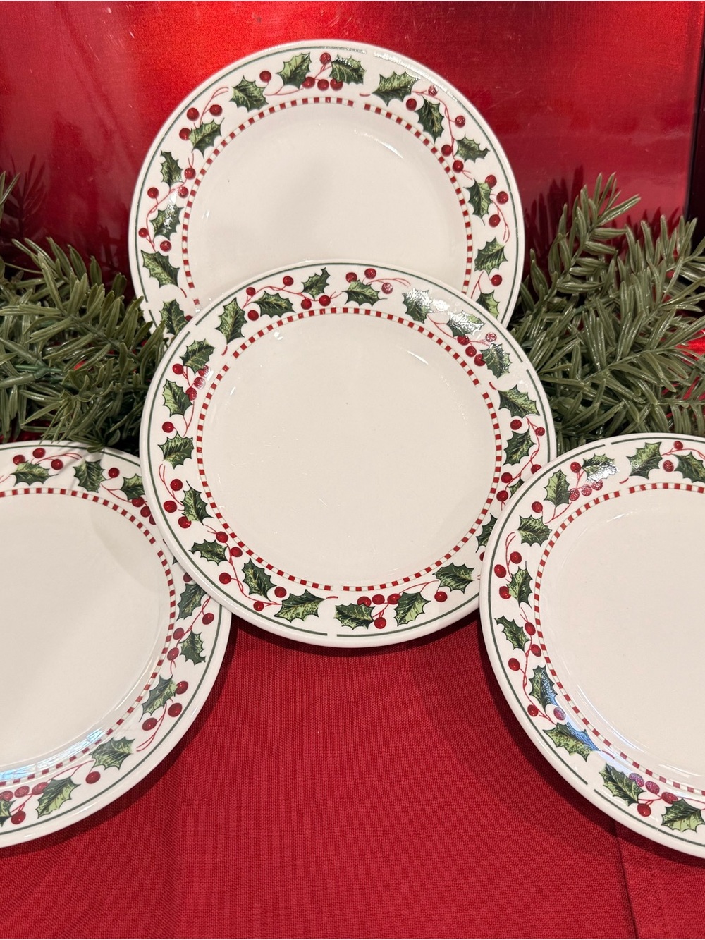 WINTER WONDERLAND 7" Salad/Dessert Plates Casual Settings by Oneida